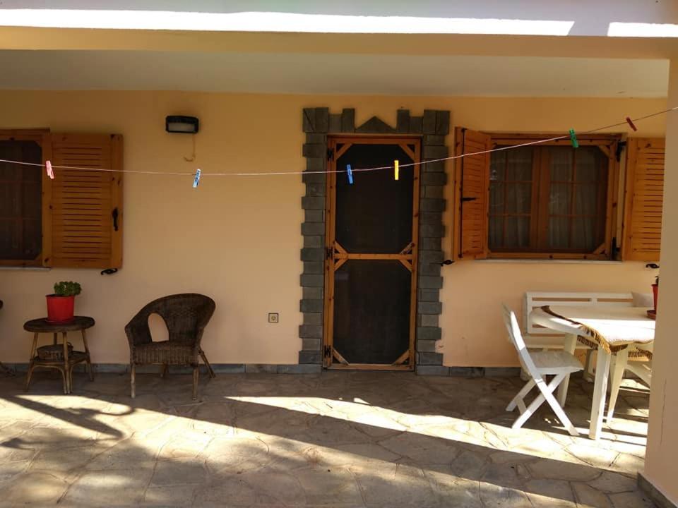 Villa Asimidou Agia Paraskevi  Luaran gambar