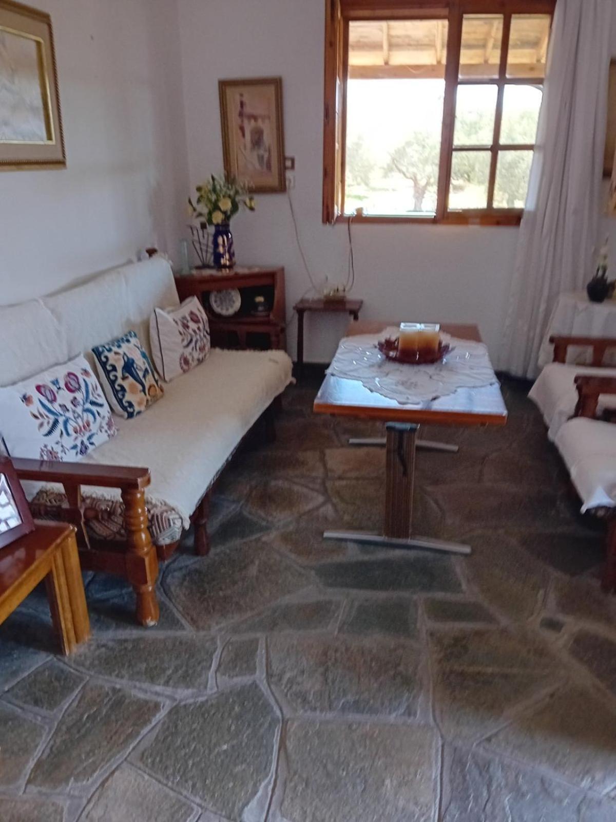 Villa Asimidou Agia Paraskevi  Luaran gambar